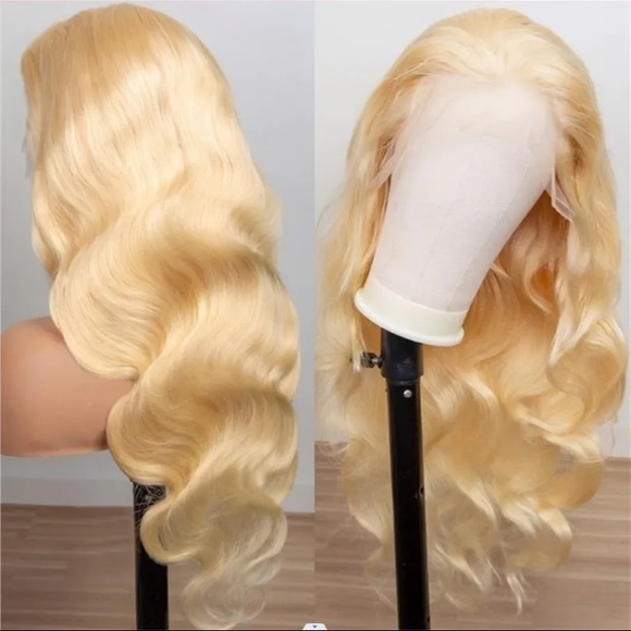 Lace front wig.